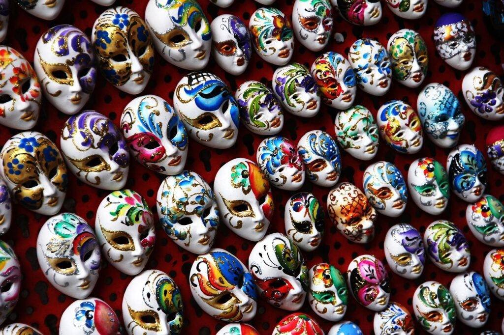 Everything You Need To Know About Venice Carnival: FAQs Inside! 3 Venice Carnival Masks