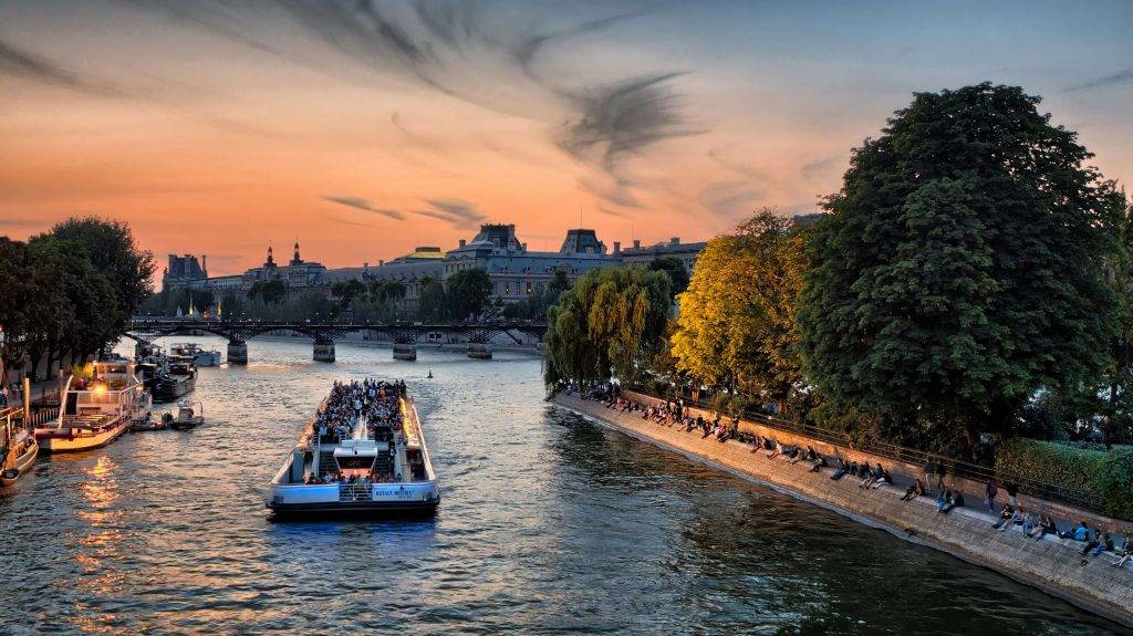 Paris, River cruise